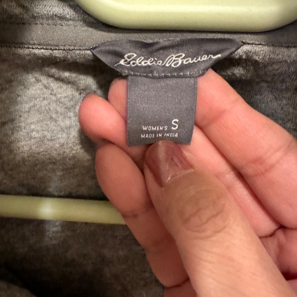 Eddie Bauer Womens Quilted Fleece Half Zip Sweatshirt - Picture 3 of 3